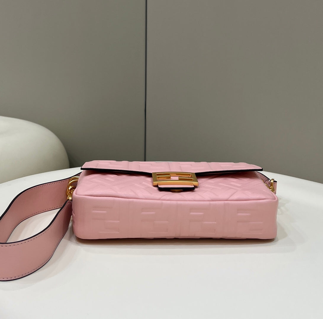 Luxury FendiBAGUETTE WITH FF MOTIF 27 IN LIGHT PINK SOFT LAMBSKIN GOLD HARDWARE