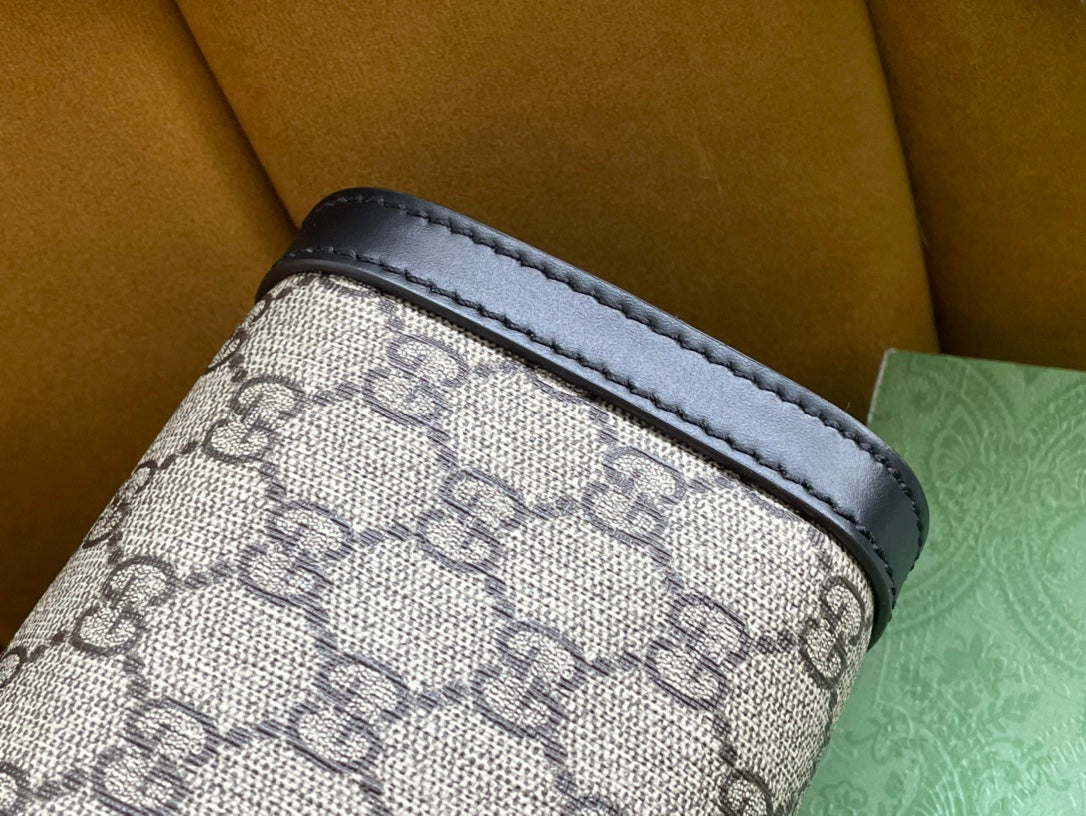 Luxury Gucci GG PADLOCK MEDIUM 26 SHOULDER BAG BEIGE CANVAS AND BLACK CALFSKIN
