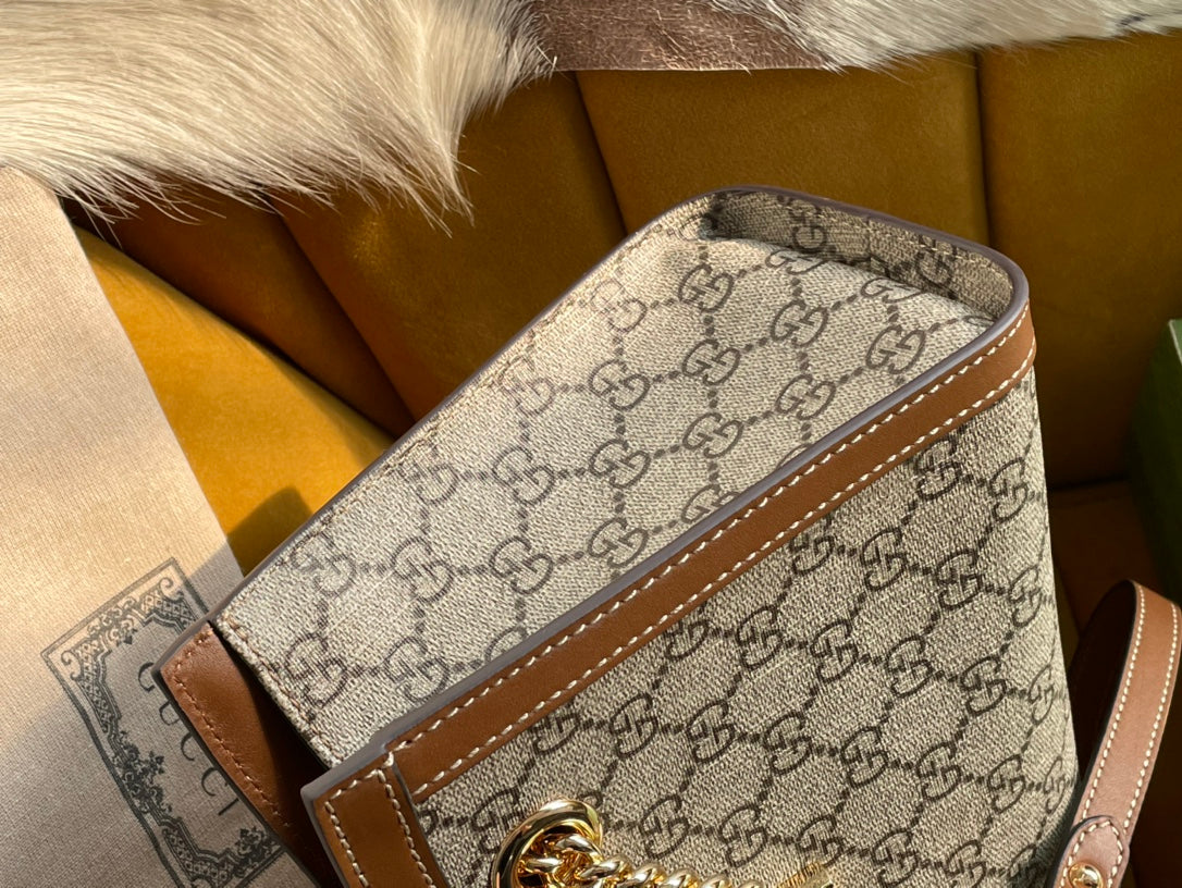 Luxury Gucci GG PADLOCK MEDIUM 26 SHOULDER BAG BEIGE CANVAS AND BROWN CALFSKIN