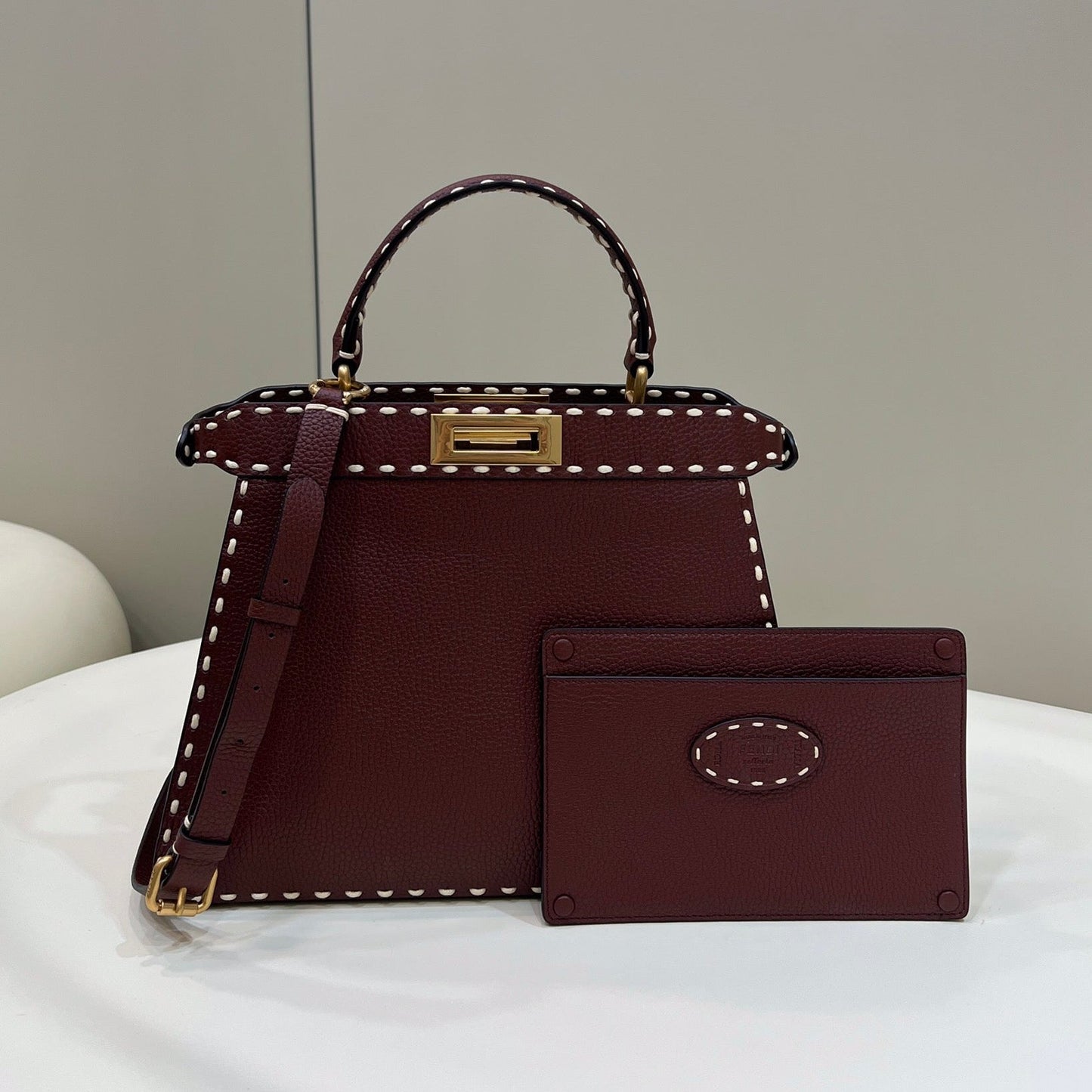 Luxury FendiPEEKABOO ISEEU 33 IN SANGRIA RED GRAINED CALFSKIN GOLD HARDWARE