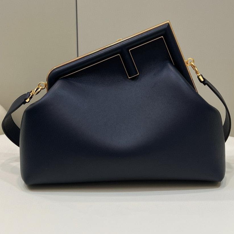 Luxury FendiLuxury FendiFIRST SMALL 32 IN BLACK NAPPA LEATHER BAG GOLD HARDWARE