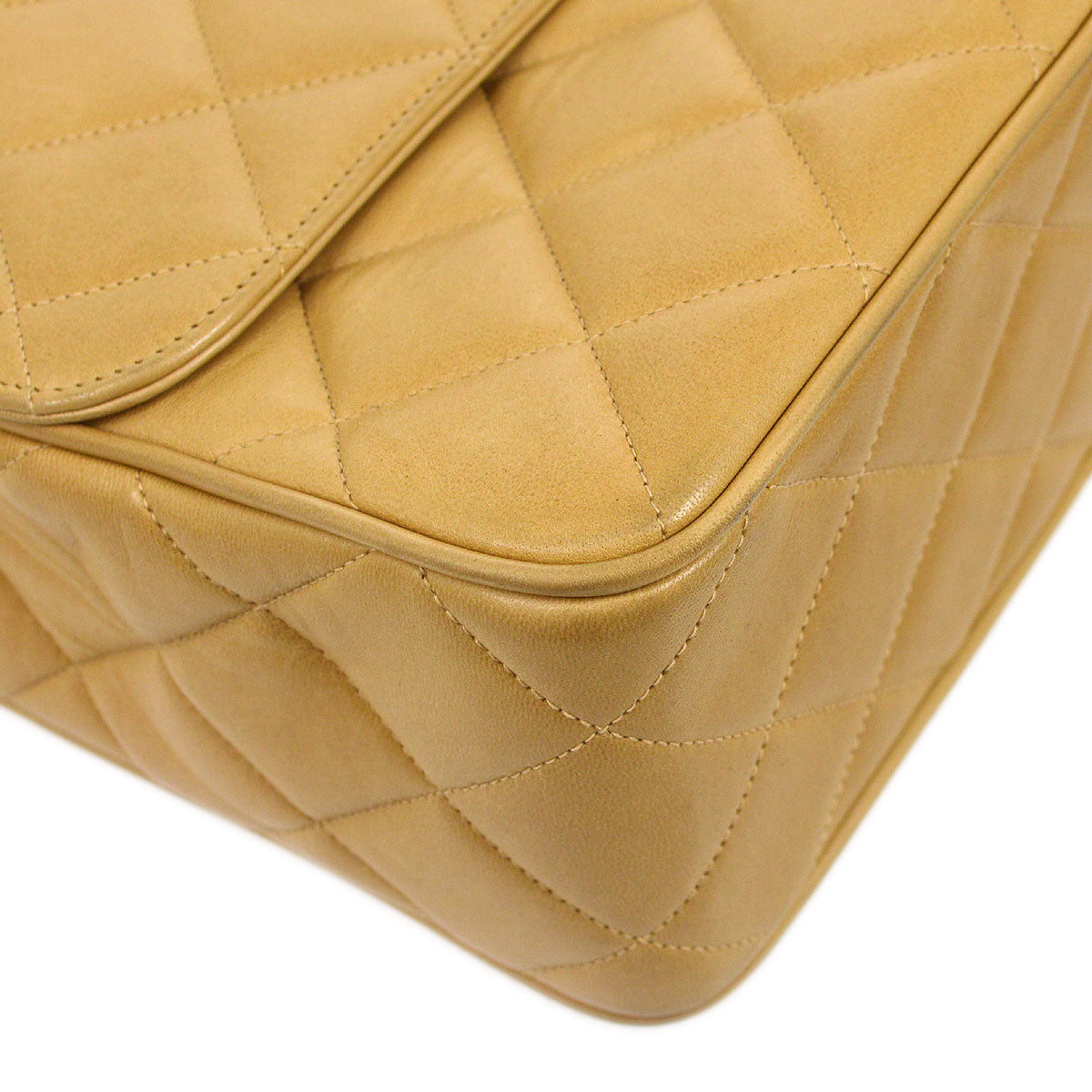 CHANEL 1994-1996 Beige Lambskin Straight Flap Medium 13790