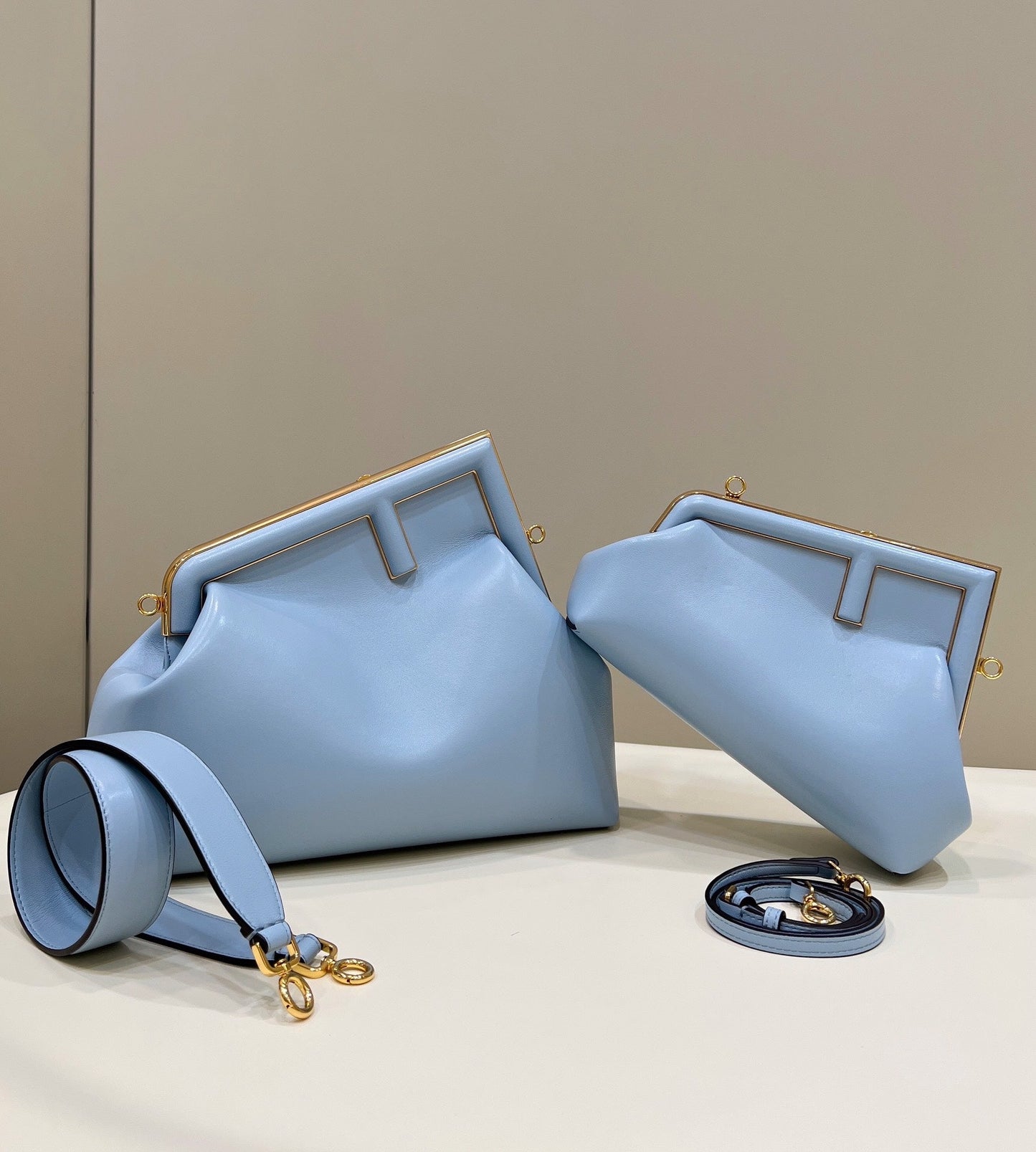 Luxury FendiLuxury FendiFIRST SMALL 32 IN LIGHT BLUE NAPPA LEATHER BAG GOLD HARDWARE