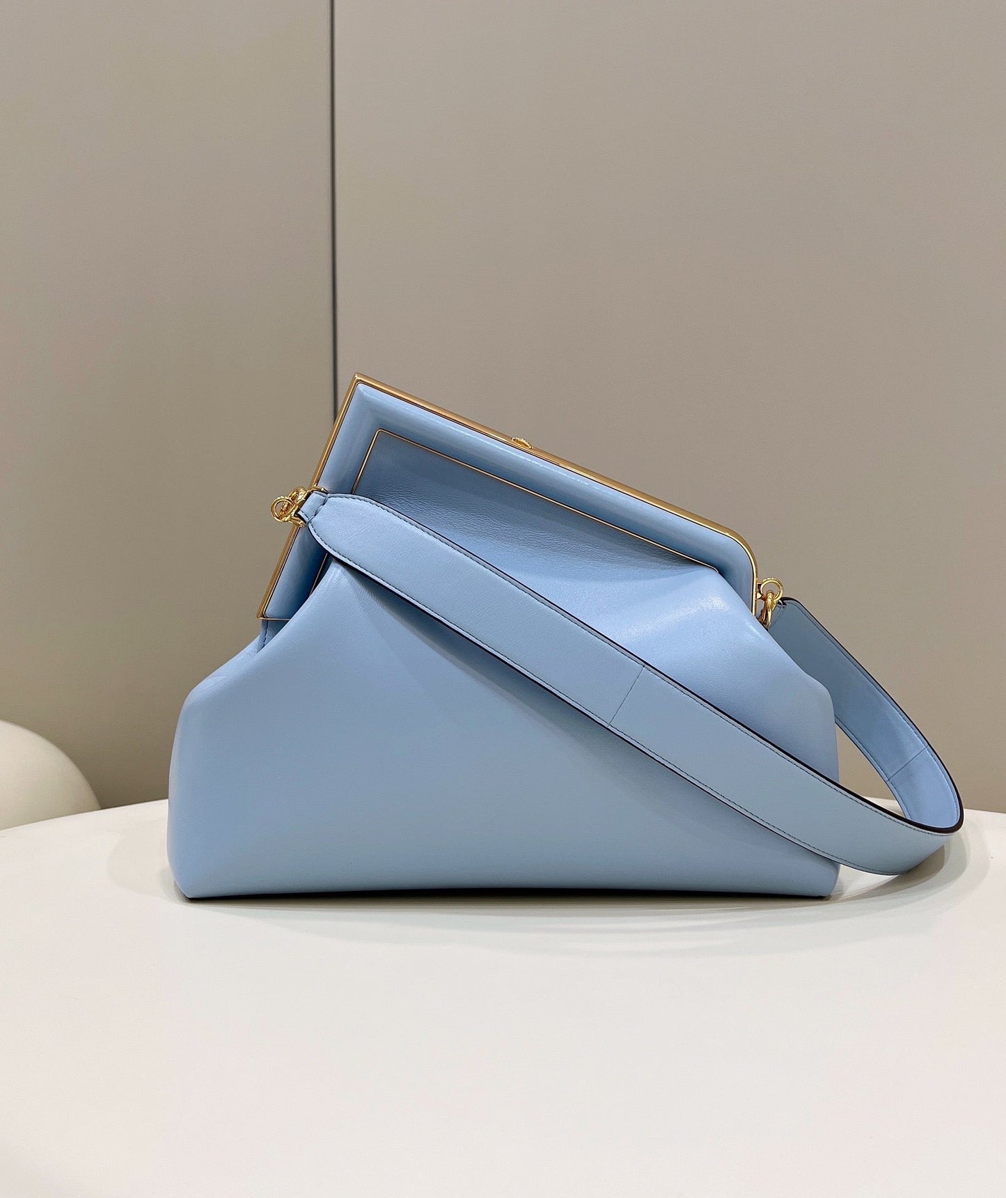 Luxury FendiLuxury FendiFIRST SMALL 32 IN LIGHT BLUE NAPPA LEATHER BAG GOLD HARDWARE