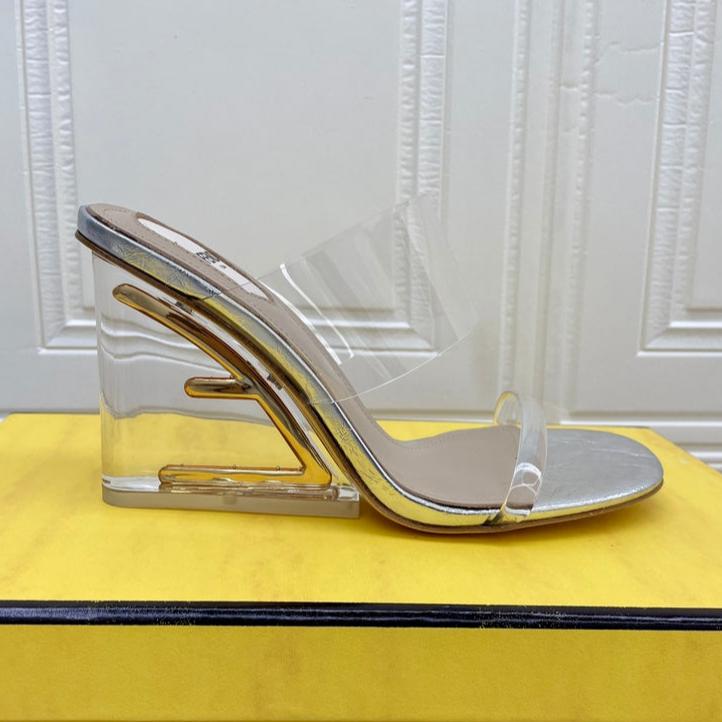 Luxury FendiLuxury FendiFIRST 95 MM HIGH-HEELED SANDAL IN TRANSPARENT TPU FILM AND LAMBSKIN