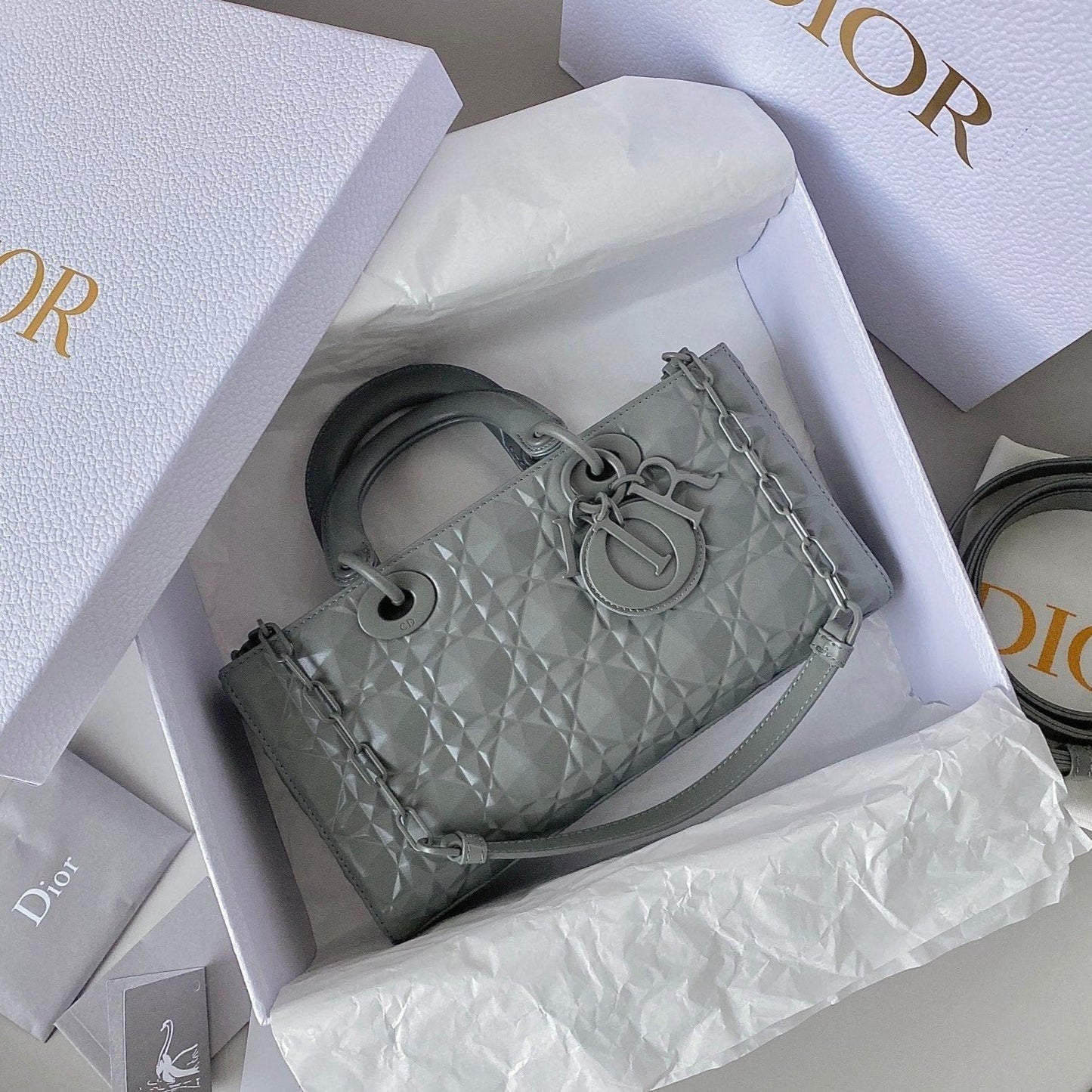 Luxury DiorMEDIUM D-JOY BAG 26 IN GREY CALFSKIN