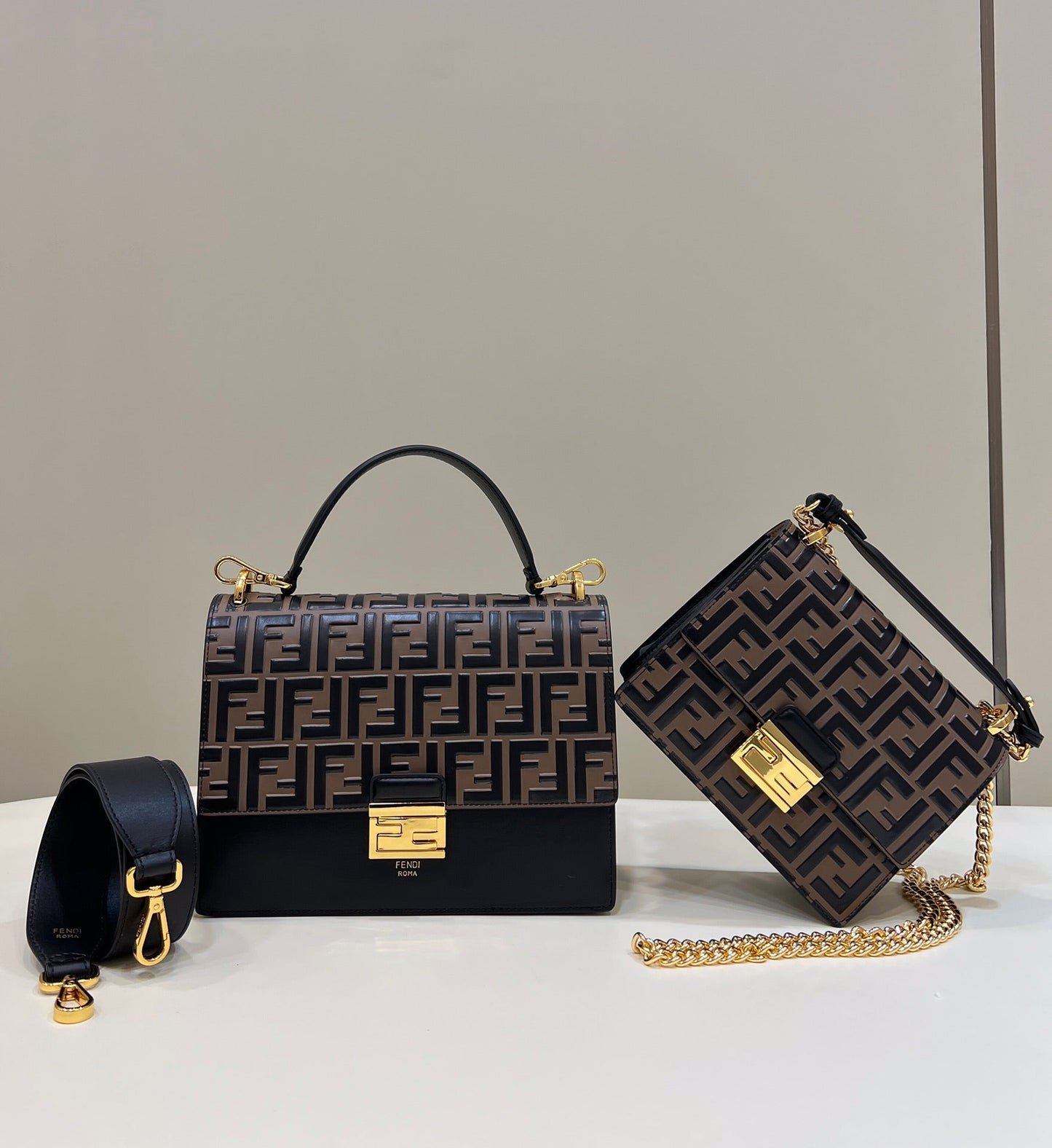 Luxury FendiLuxury FendiKANI 26 BAG IN BLACK MIX CHOCOLATE BROWN FFF CALFSKIN WITH GOLD HARDWARE
