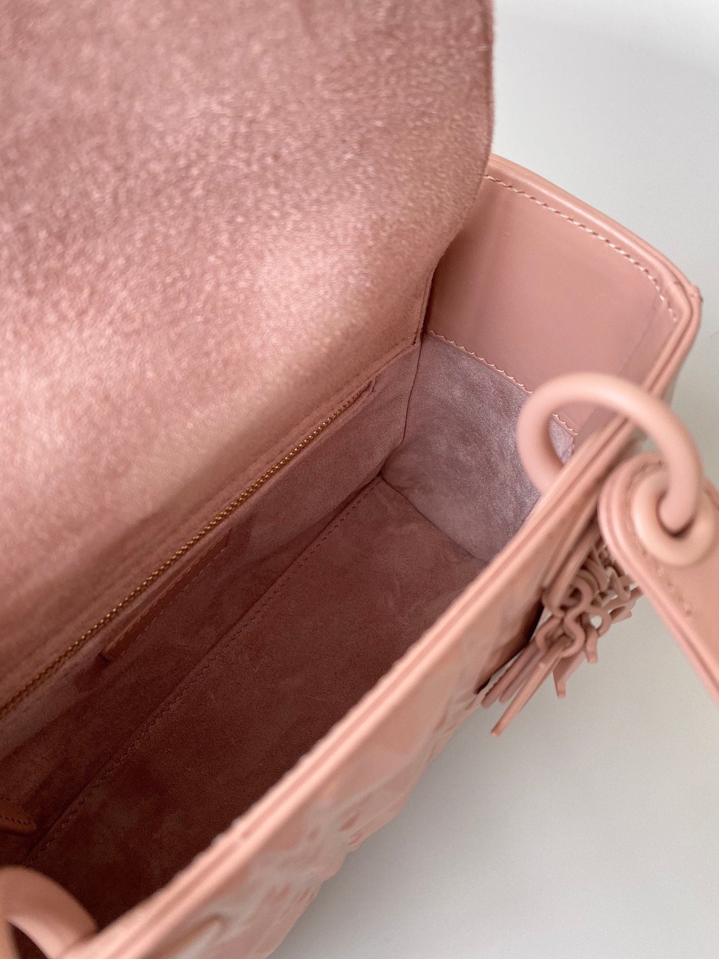 Luxury DiorSMALL LADY 20 BLUSH ULTRAMATTE LAMBSKIN DIAMOND MOTIF