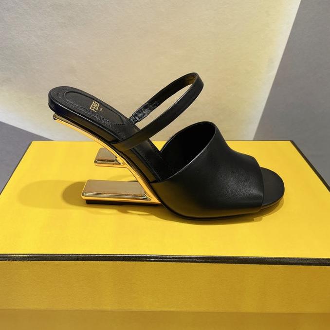 Luxury FendiLuxury FendiFIRST 95 MM HIGH-HEELED SANDAL IN BLACK LAMBSKIN GOLD HARDWARE
