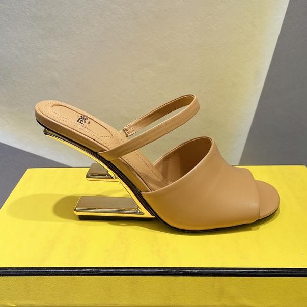 Luxury FendiLuxury FendiFIRST 95 MM HIGH-HEELED SANDAL IN CAMEL BROWN LAMBSKIN GOLD HARDWARE