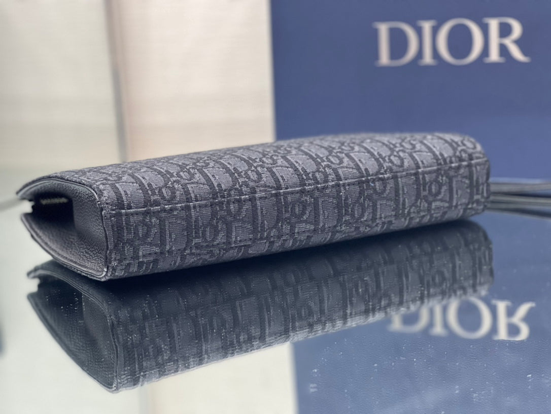 Luxury DiorSADDLE 28 BAG IN BLACK OBLIQUE JACQUARD
