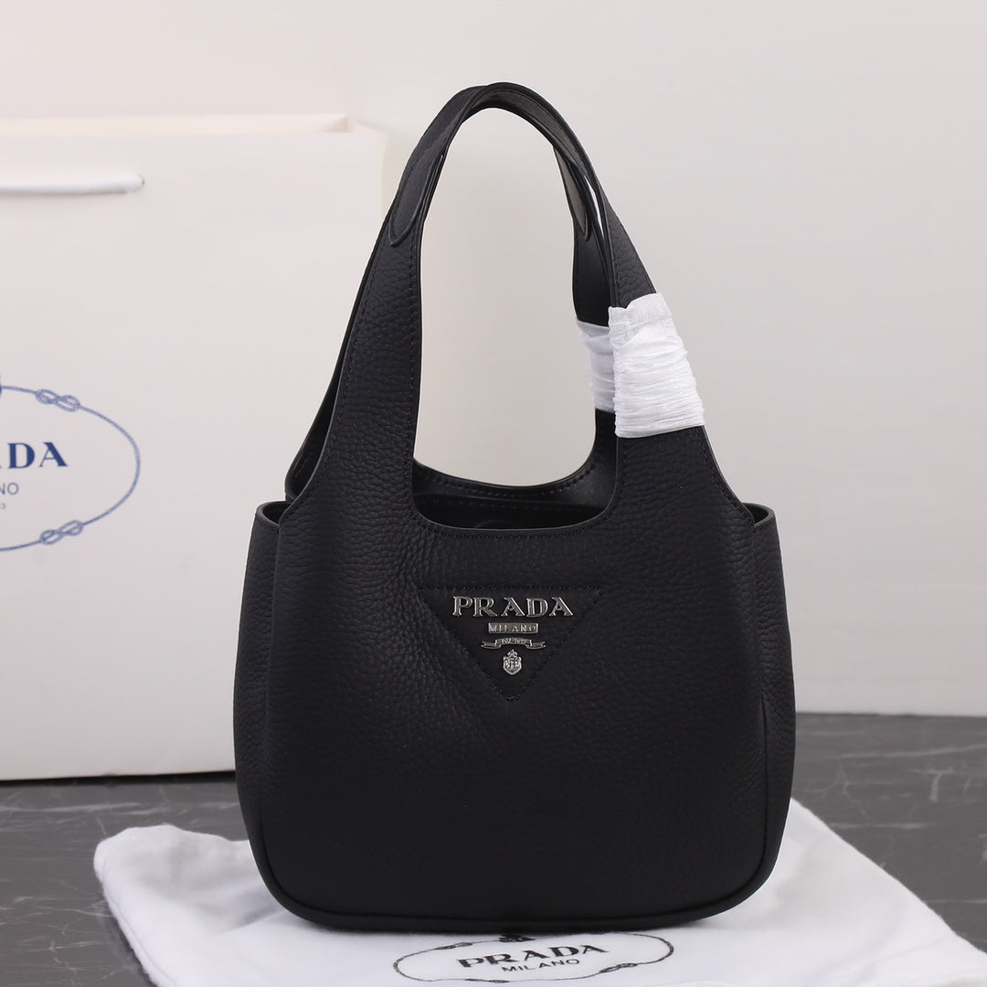 Luxury Prada18 DYNAMIQUE LOGO TOTE BAG IN BLACK CALFSKIN