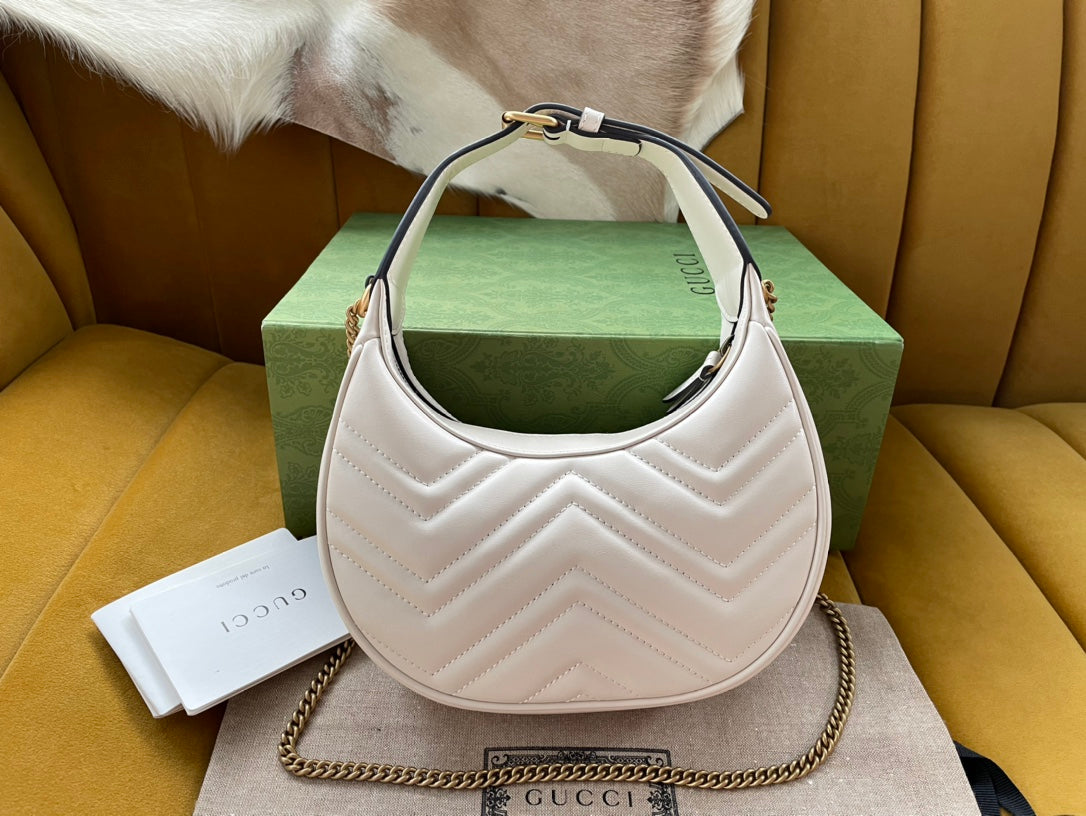 Luxury Gucci MARMONT SHOULDER BAG 21 IN WHITE CALFSKIN GOLD HARDWARE