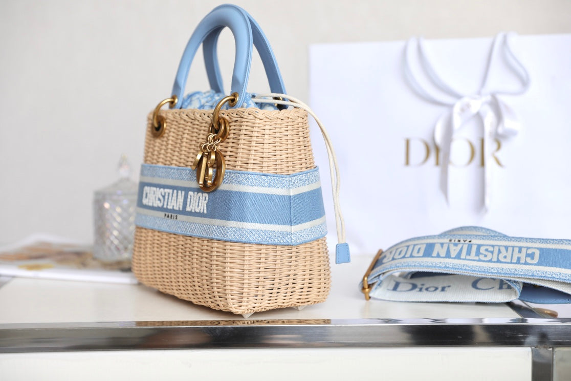 Luxury DiorLADY 24 BASKET BAG IN BLUE OBLIQUE JACQUARD MIX BEIGE WICKER