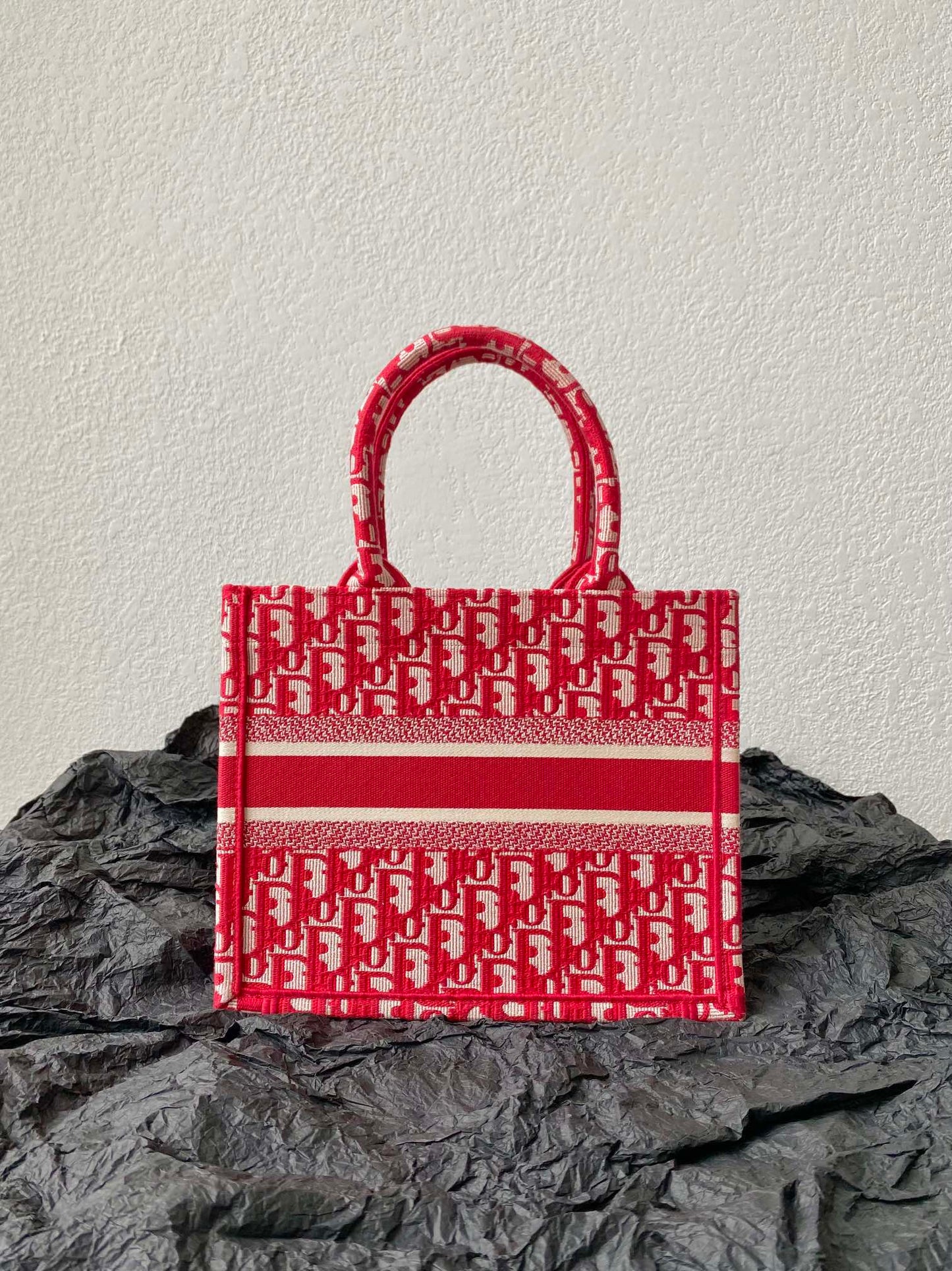 Luxury DiorSmall Book Tote 26.5cm Red Retro Style D Letter Embroidery