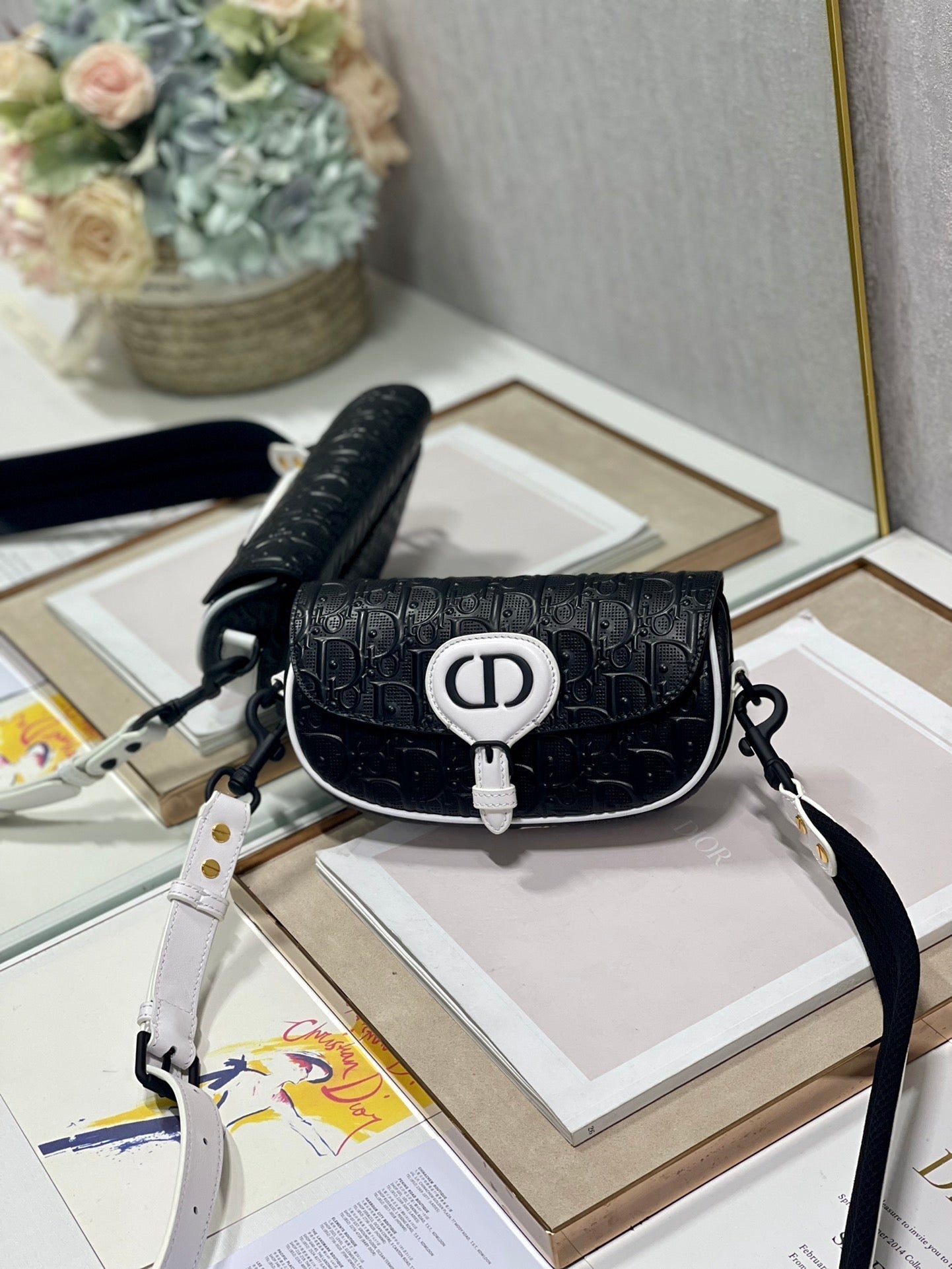 Luxury DiorBOBBY EAST-WEST 21 BAG IN BLACK LAMBSKIN