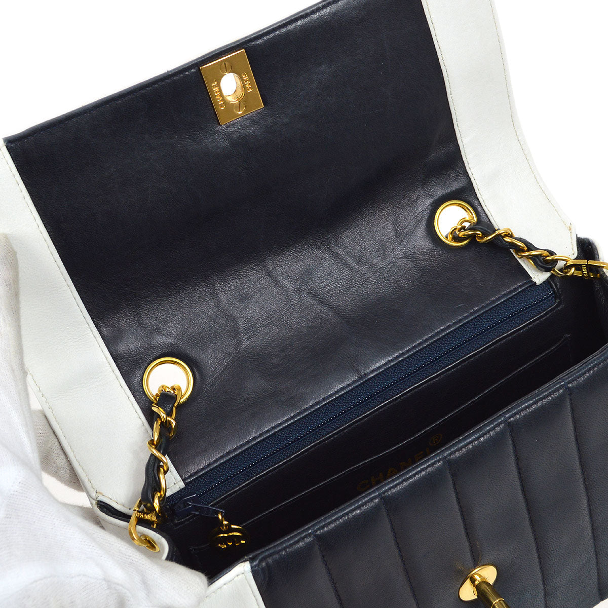 CHANEL★ 1993 Navy White Lambskin Vertical Border Flap Small 85081