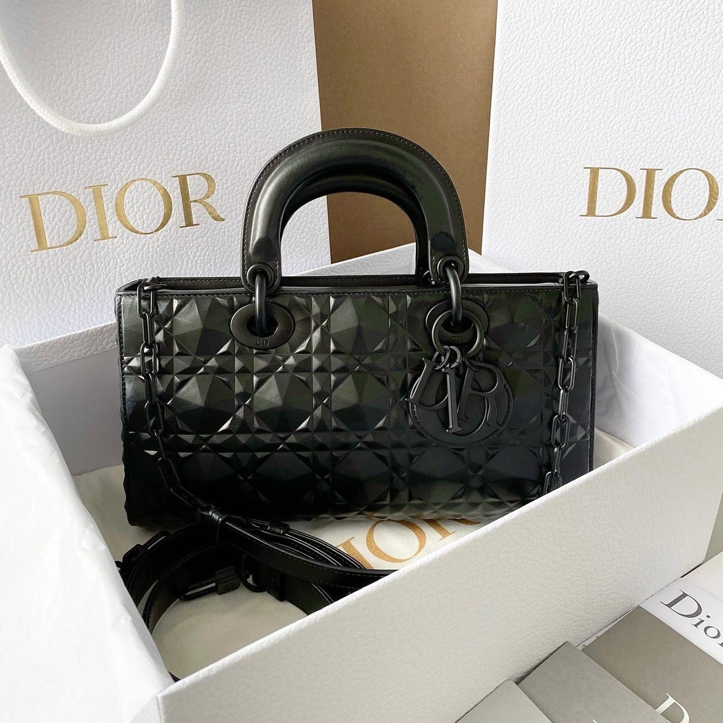 Luxury DiorMEDIUM D-JOY BAG 26 IN BLACK CALFSKIN
