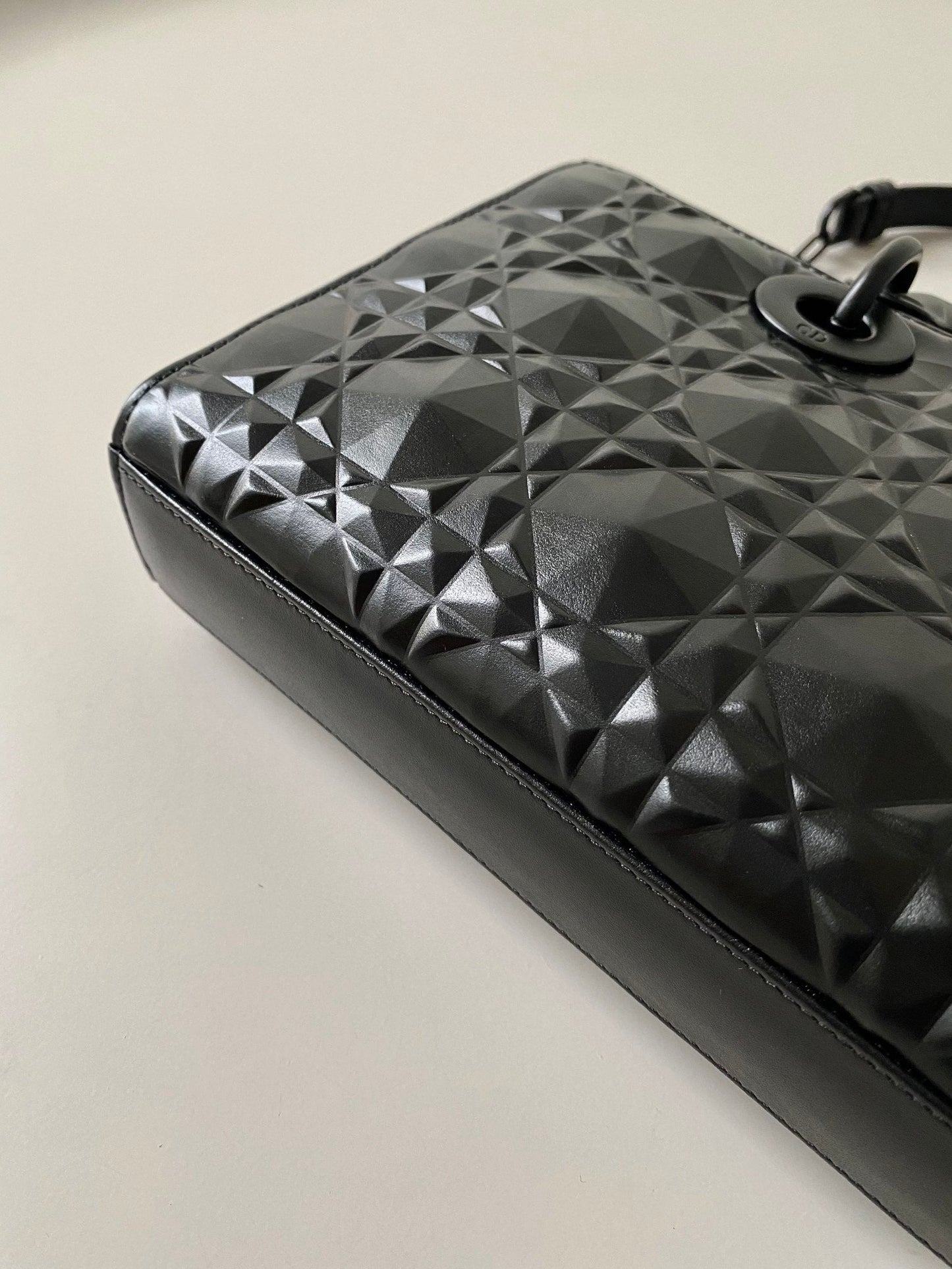 Luxury DiorMEDIUM D-JOY BAG 26 IN BLACK CALFSKIN