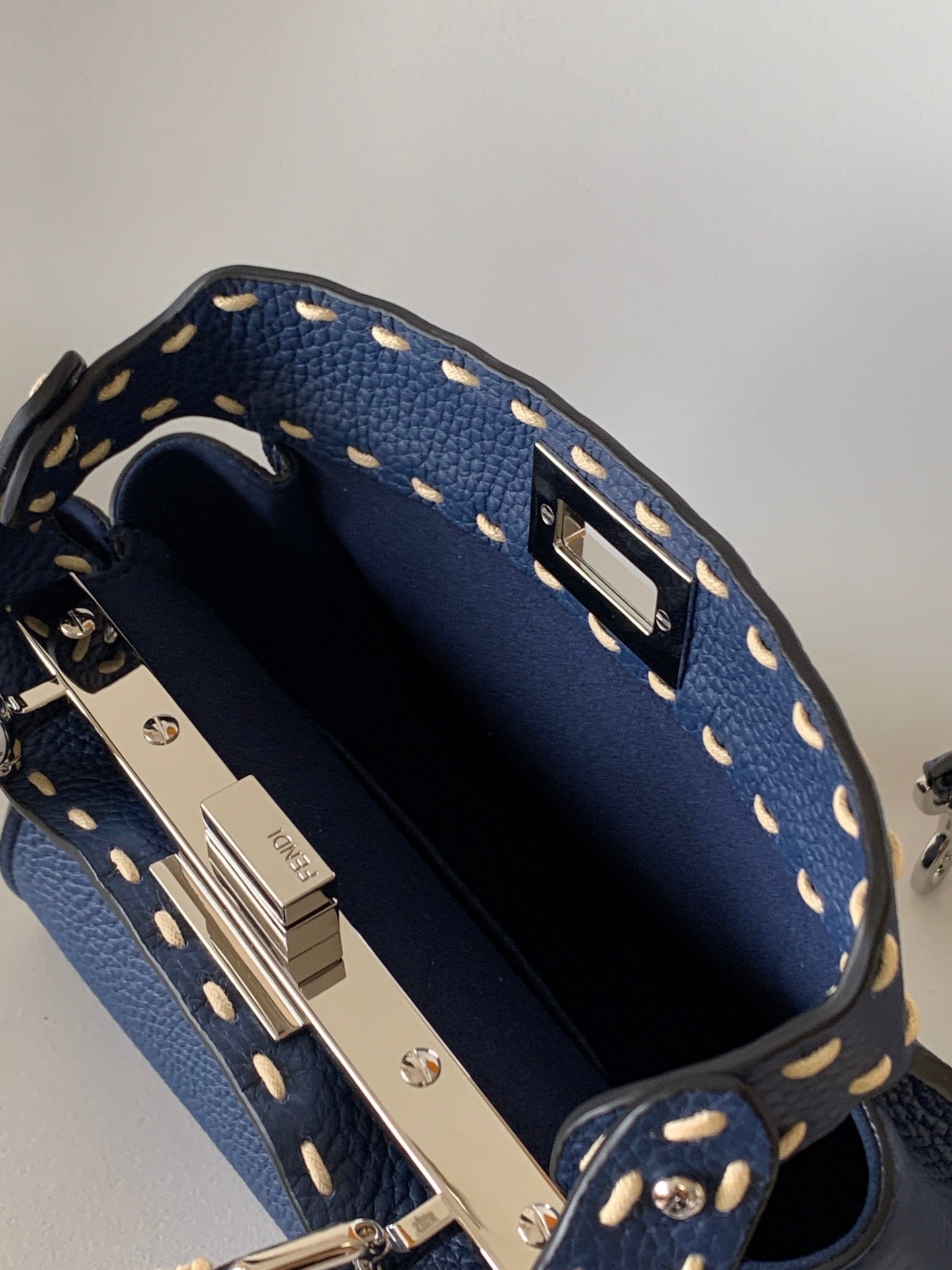 Luxury FendiPeekaboo Mini Selleria Bag 23cm blue leather shw with 220 hand-sewn stitches