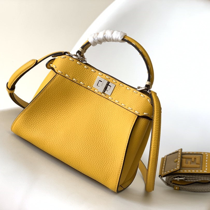 Luxury FendiPeekaboo Mini Selleria Bag 23cm yellow leather shw with 220 hand-sewn stitches