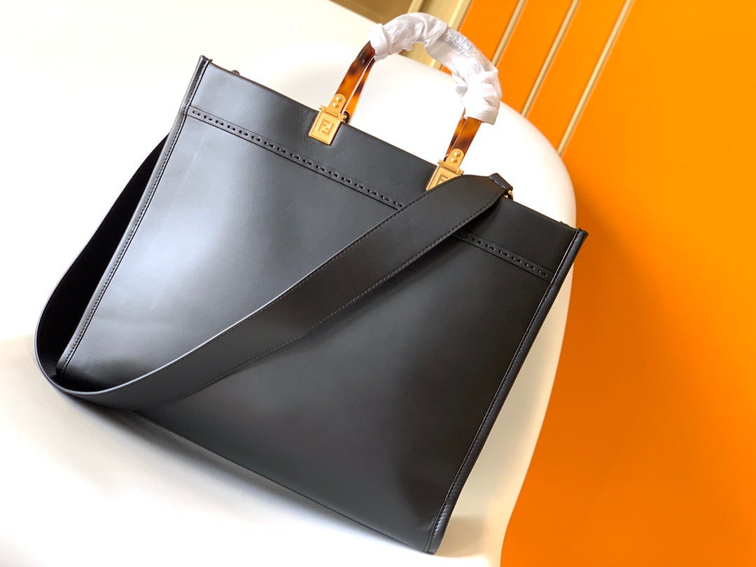 Luxury FendiFend Sunshine Medium Bag 35 Black Leather