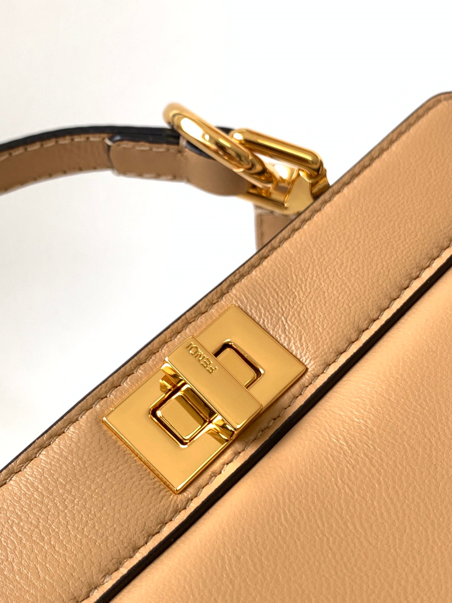 Luxury FendiPeekaboo ISeeU Petite 20 Bag Light Brown Lambskin Ghw