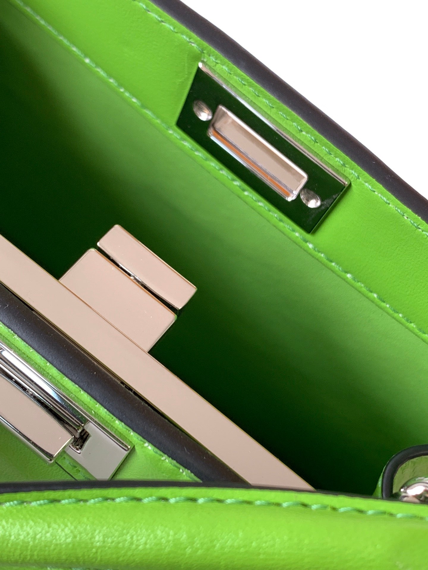Luxury FendiPeekaboo ISeeU Petite 20 Bag Green Lambskin Shw