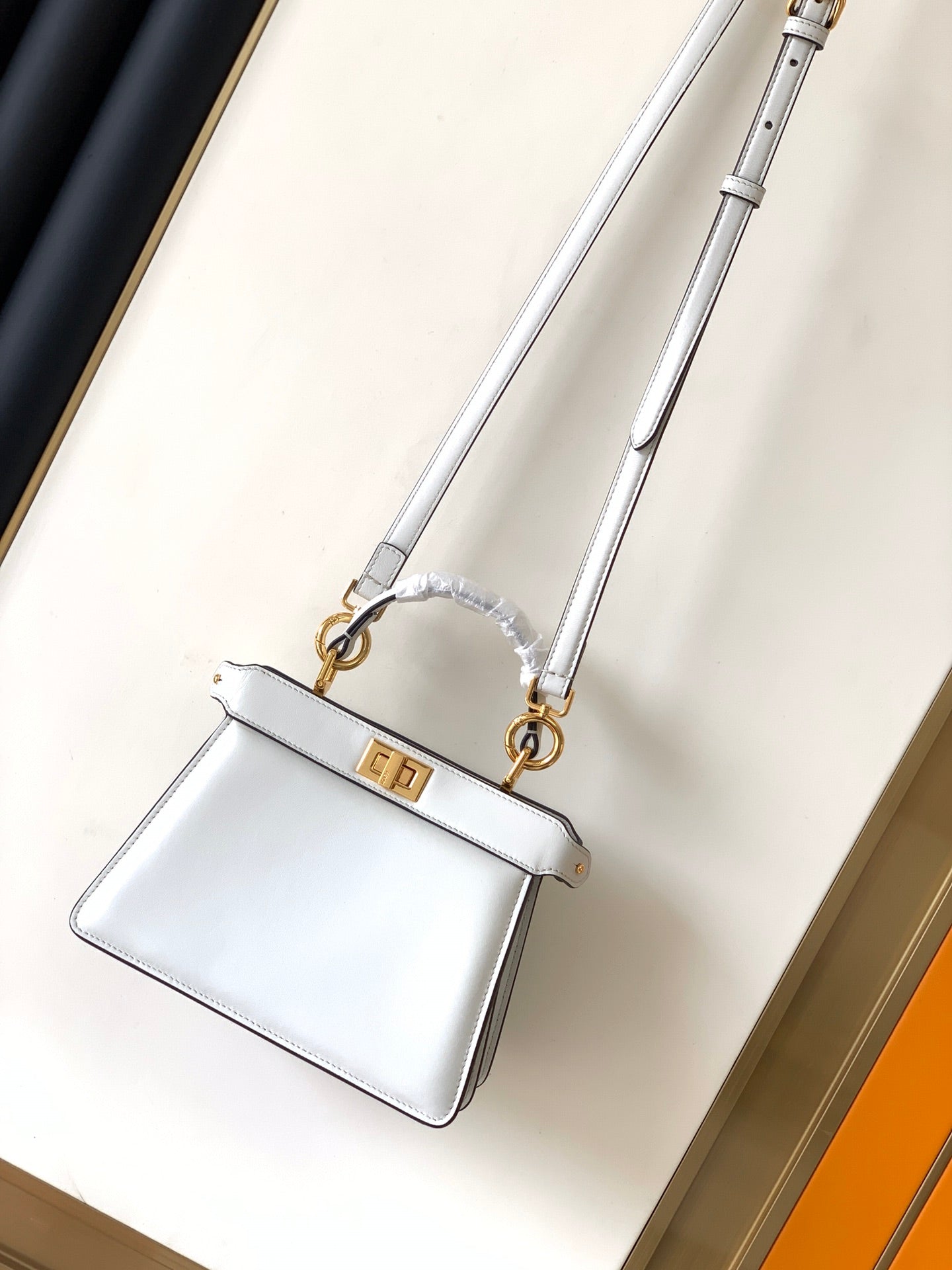 Luxury FendiPeekaboo ISeeU Petite 20 Bag White Lambskin Ghw