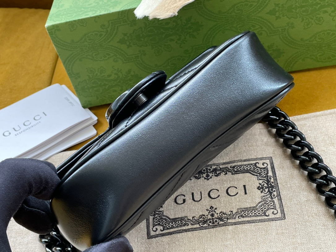 Luxury Gucci MARMONT MINI HANDBAG 16 IN BLACK CALFSKIN
