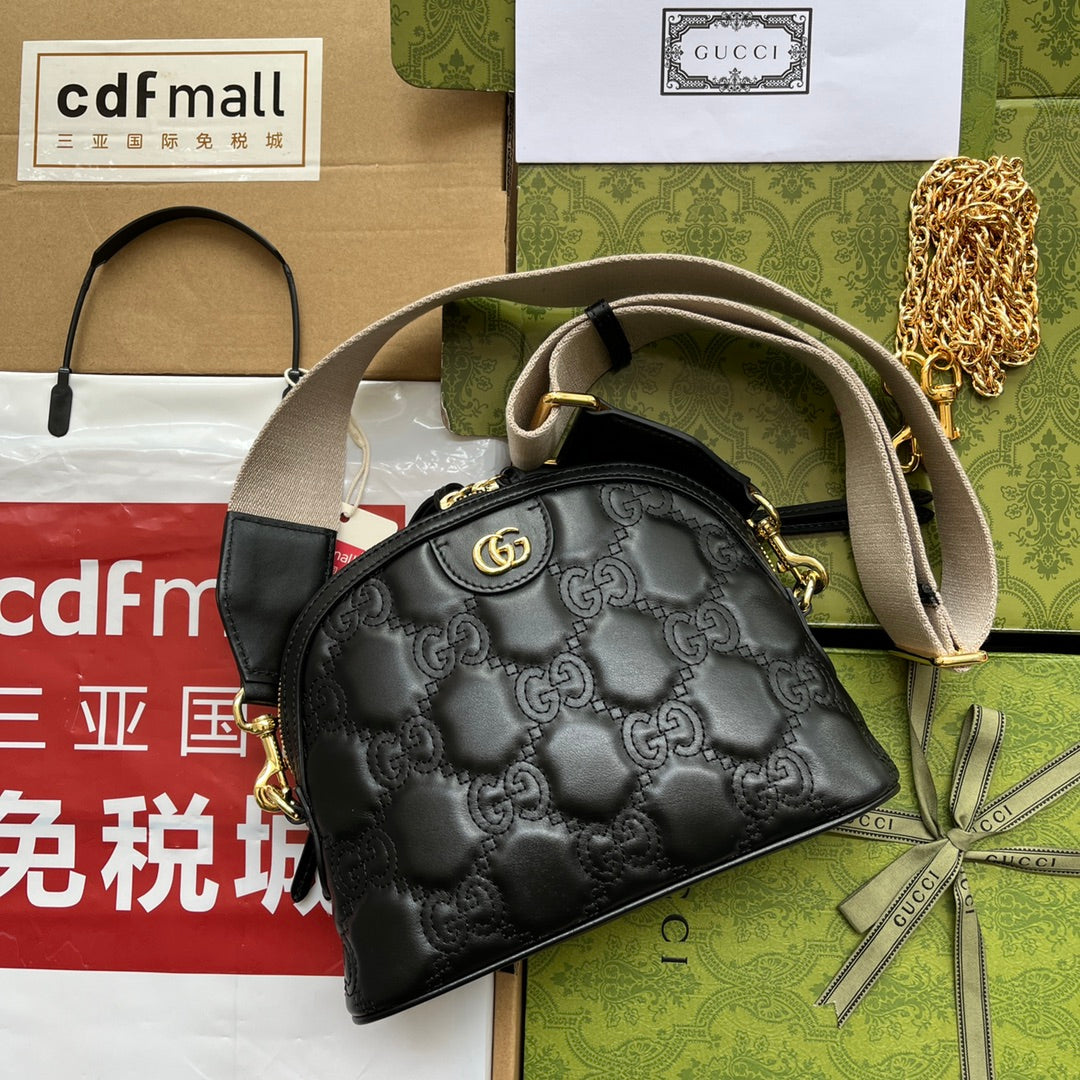 Luxury Gucci MATELASSÉ LEATHER SHOULDER BAG 23 IN BLACK EMBOSSED CALFSKIN GOLD HARDWARE