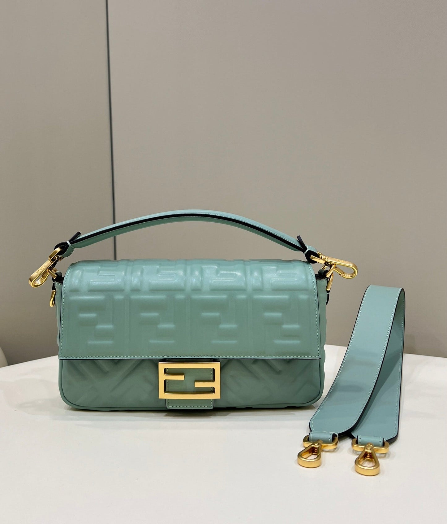 Luxury FendiBaguette 27cm Powder Blue Lambskin Gold Hardware