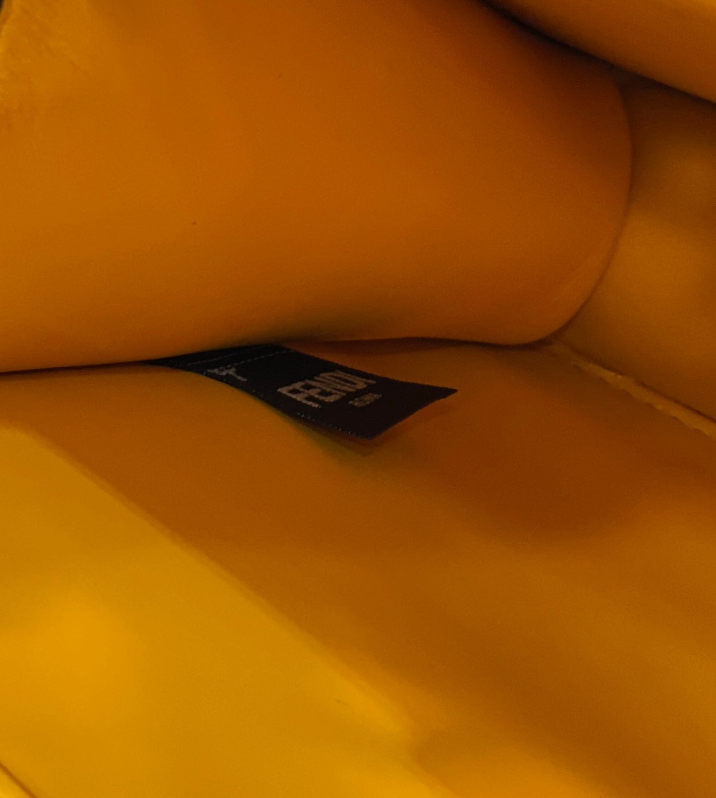 Luxury FendiPEEKABOO ISEEU 33 IN ORANGE OMBRE SMOOTH CALFSKIN GOLD HARDWARE