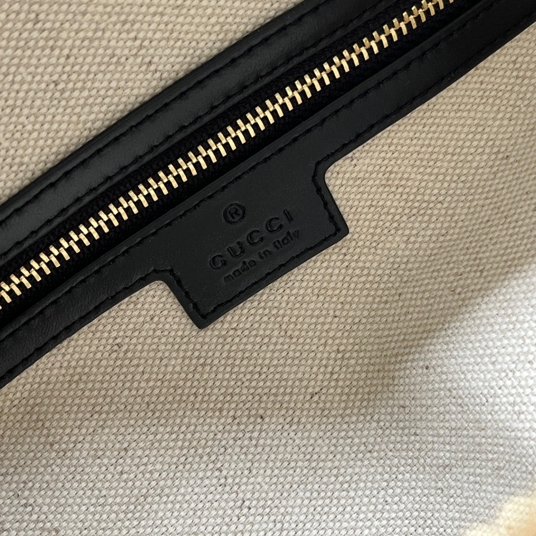 Luxury Gucci MATELASSÉ TOP HANDLE BAG 31 IN BLACK EMBOSSED CALFSKIN GOLD HARDWARE