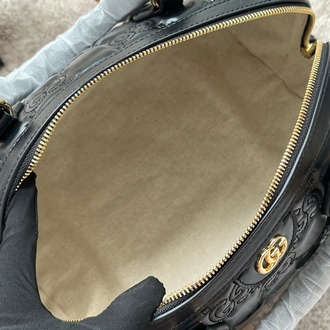 Luxury Gucci MATELASSÉ TOP HANDLE BAG 31 IN BLACK EMBOSSED CALFSKIN GOLD HARDWARE