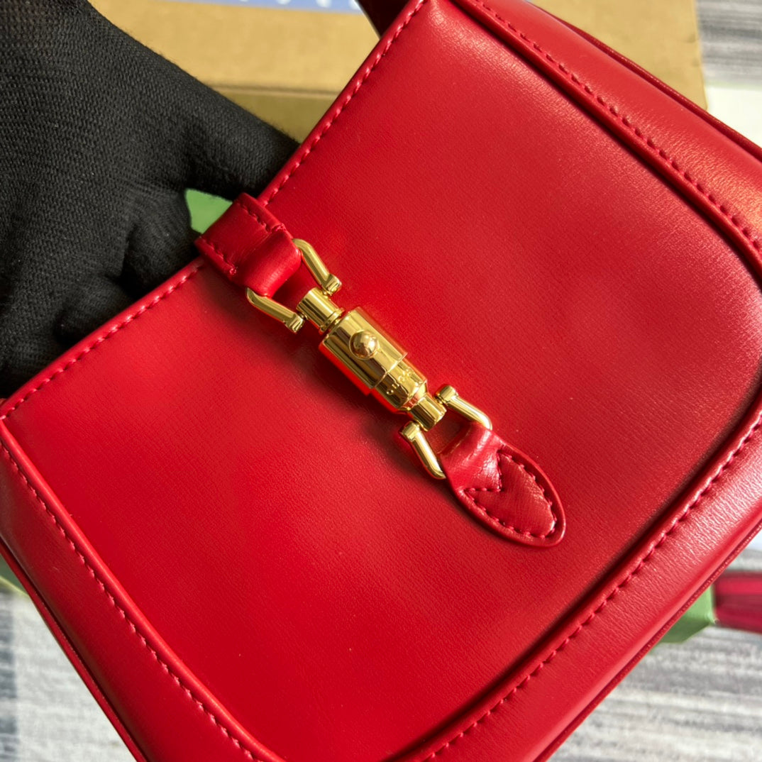 Luxury Gucci GG JACKIE MINI 19 SHOULDER BAG IN CHERRY RED CALFSKIN