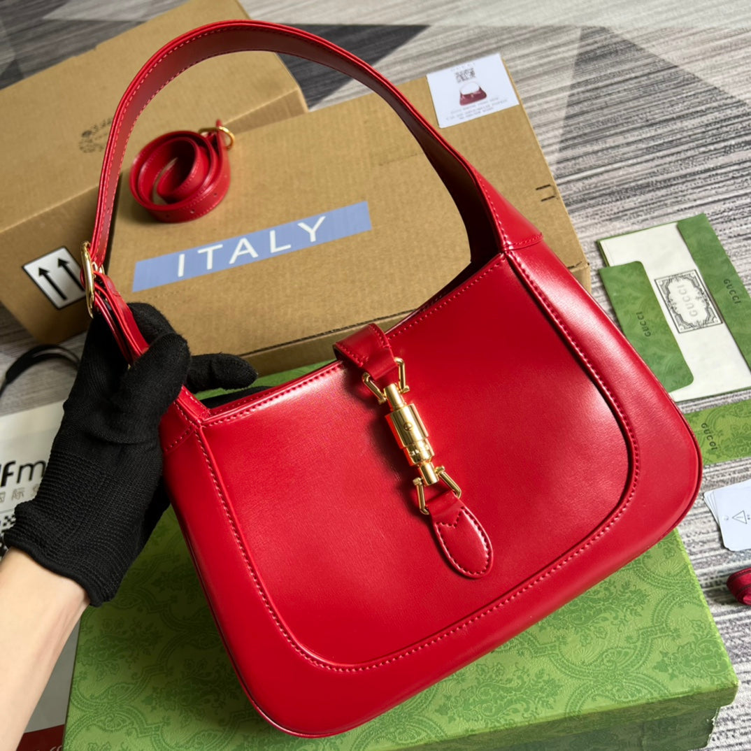 Luxury Gucci GG JACKIE SMALL 28 SHOULDER BAG IN CHERRY RED CALFSKIN