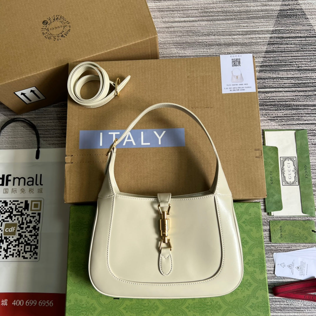 Luxury Gucci GG JACKIE SMALL 28 SHOULDER BAG IN WHITE CALFSKIN