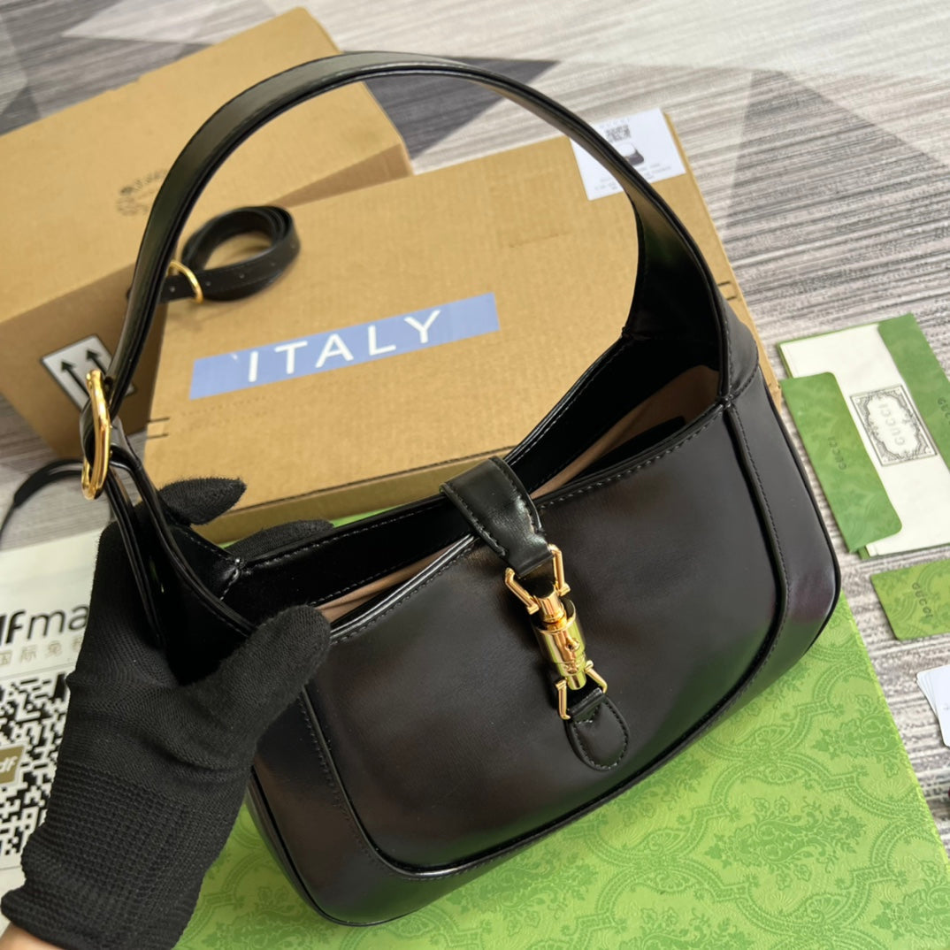 Luxury Gucci GG JACKIE SMALL 28 SHOULDER BAG IN BLACK CALFSKIN