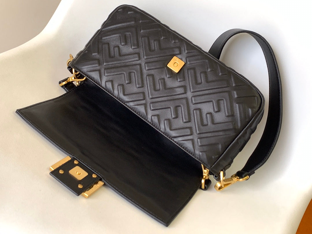 Luxury FendiFend Baguette 27 Bag With FF Motif Black Leather Ghw