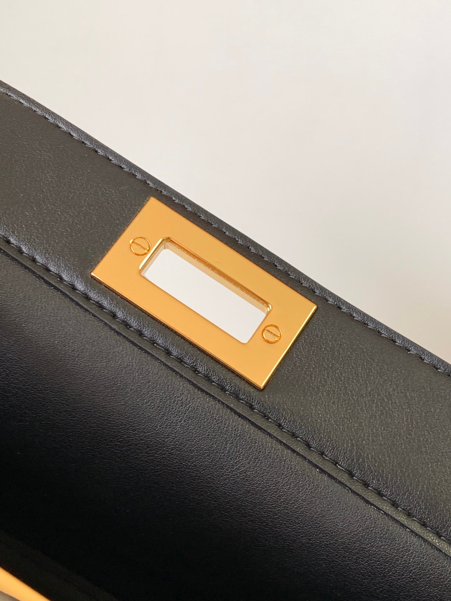 Luxury FendiPeekaboo ISeeU Small 27cm Bag light brown lambskin gold hardware