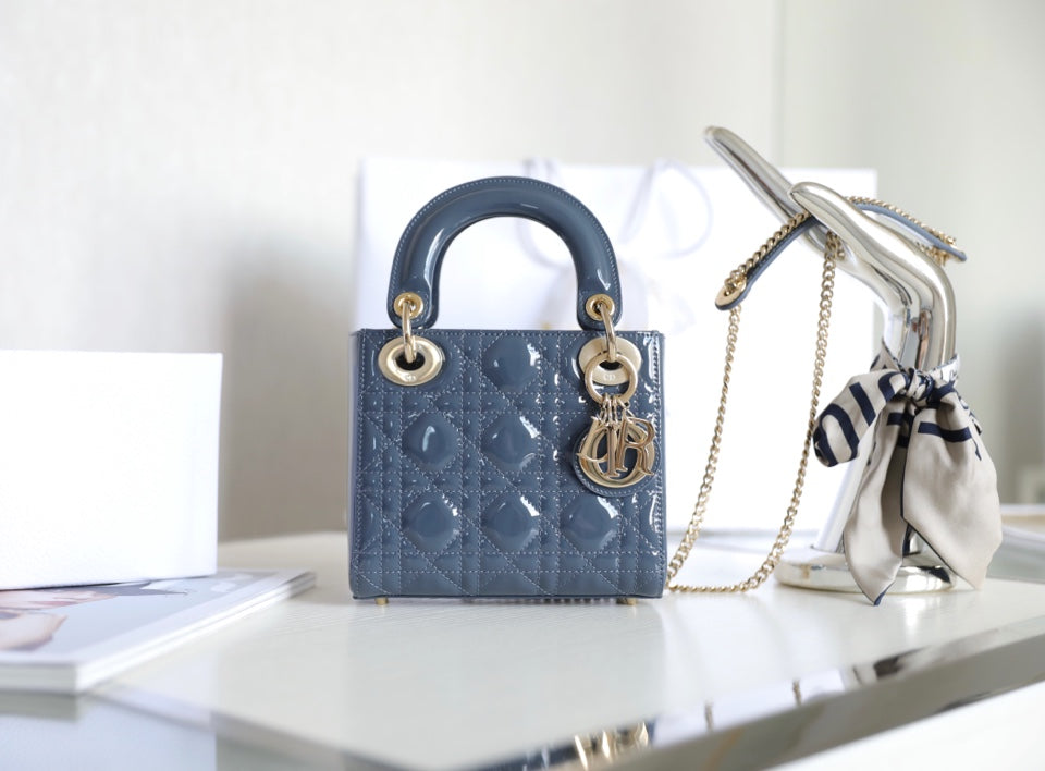 Luxury DiorLADY 17 IN SKY AEGEAN BLUE WITH CANNAGE PATTERN