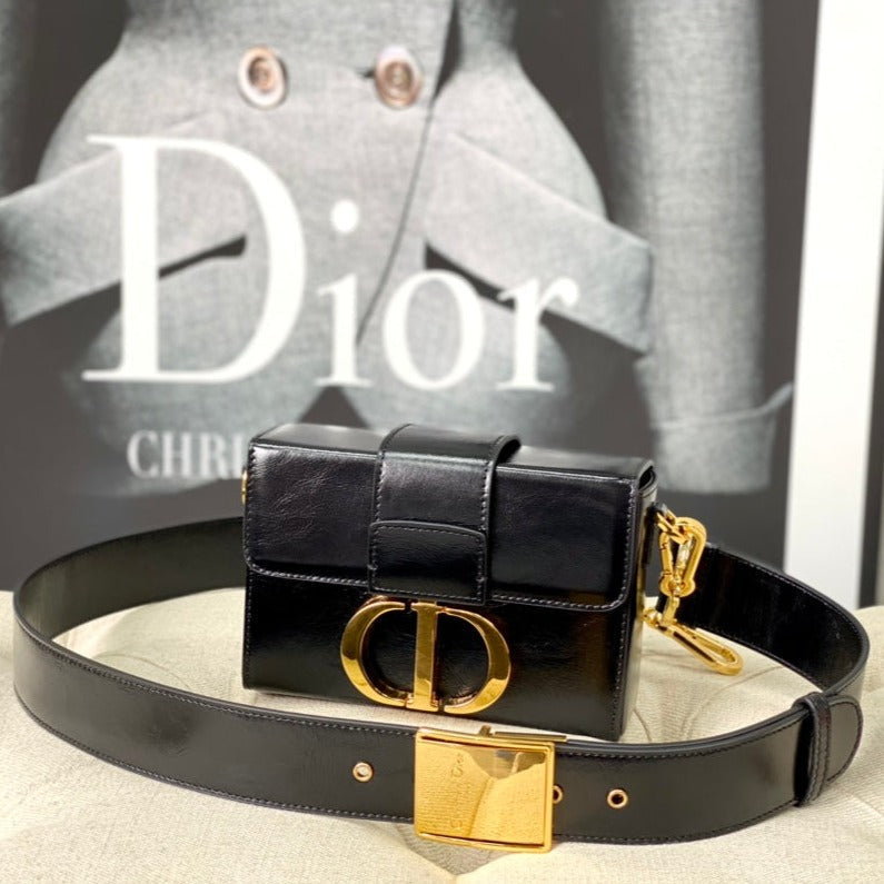 Luxury DiorMONTAIGNE 19 HANDBAG IN BLACK CALFSKIN