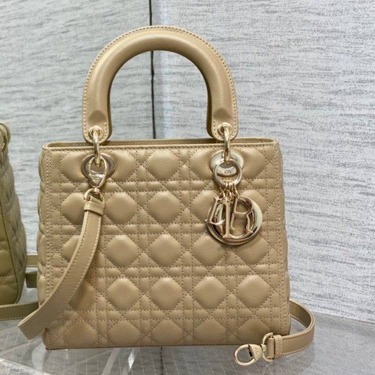 Luxury Diormedium lady 24 ecru calfskin ghw