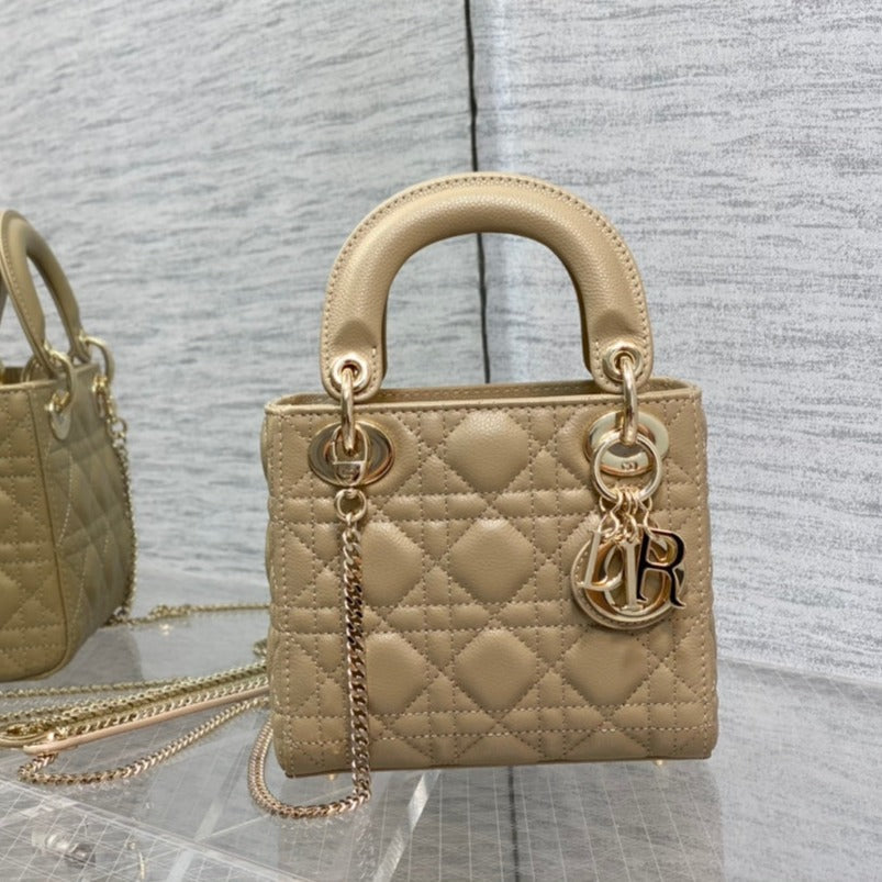 Luxury Diormini lady 17cm ecru calfksin ghw