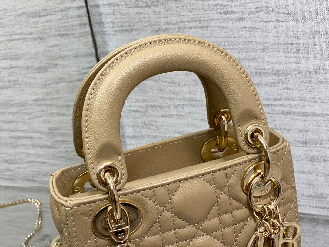 Luxury Diormini lady 17cm ecru calfksin ghw