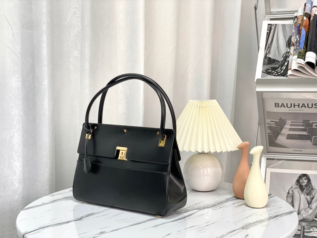 Luxury DiorPARISIENNE 30 HANDBAG IN BLACK SMOOTH CALFSKIN