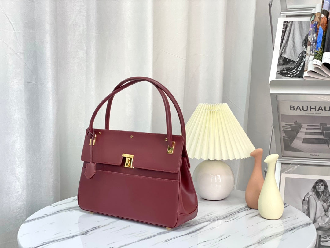 Luxury DiorPARISIENNE 30 HANDBAG IN MULBERRY PURPLE SMOOTH CALFSKIN
