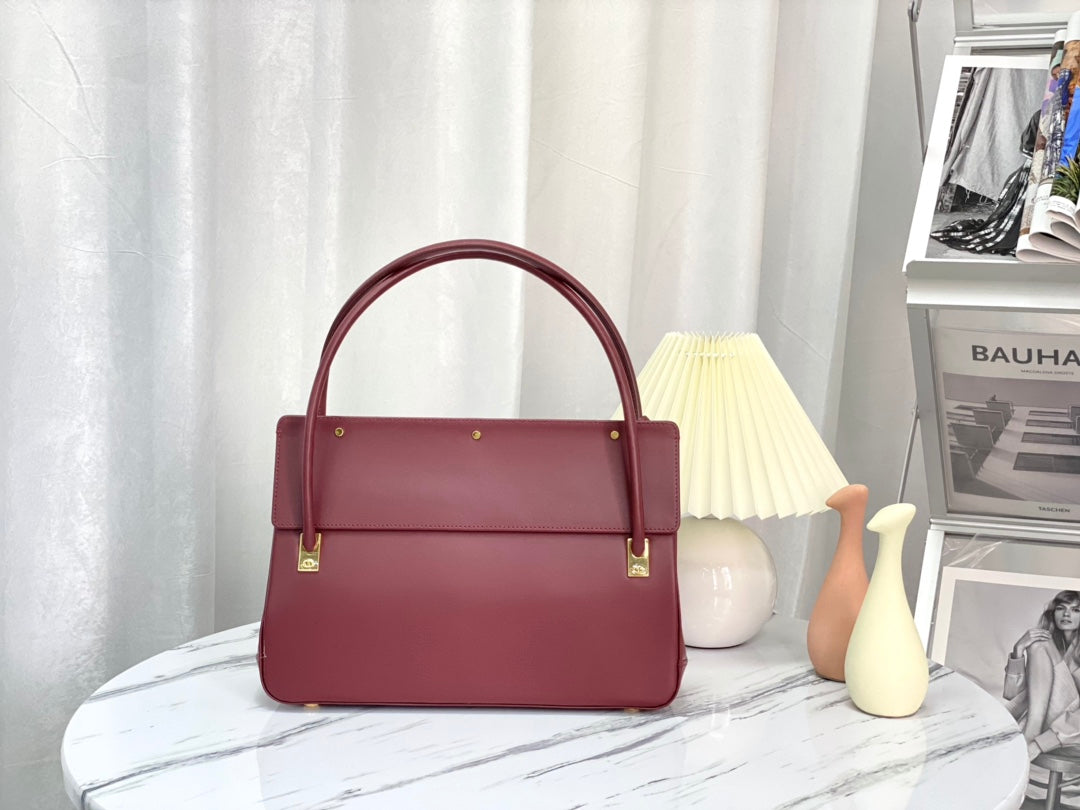 Luxury DiorPARISIENNE 30 HANDBAG IN MULBERRY PURPLE SMOOTH CALFSKIN