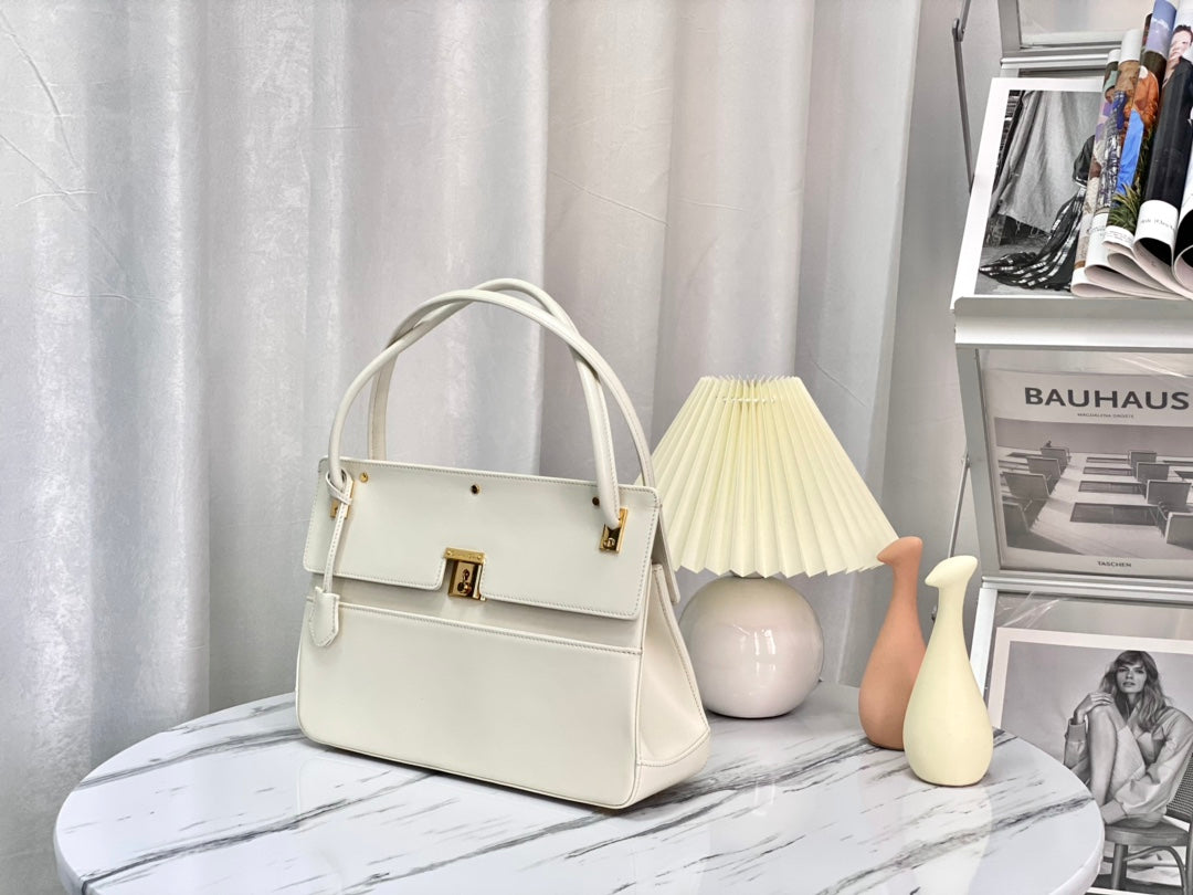 Luxury DiorPARISIENNE 30 HANDBAG IN WHITE SMOOTH CALFSKIN
